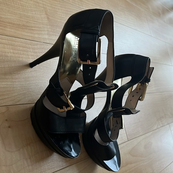 Michael Kors Leather Heels - Picture 2 of 5